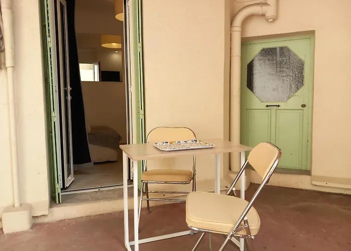 Bedroom Alexandre Διαμέρισμα Κάννες